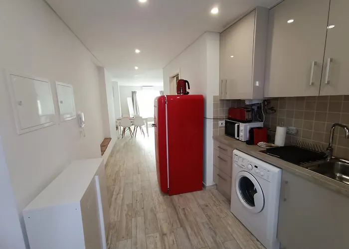 Tomarhousing - 37 Old Town Apartman